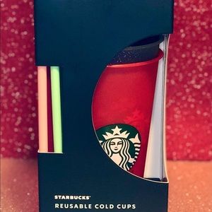 Starbucks Holiday 2020 Glitter Cold Cups